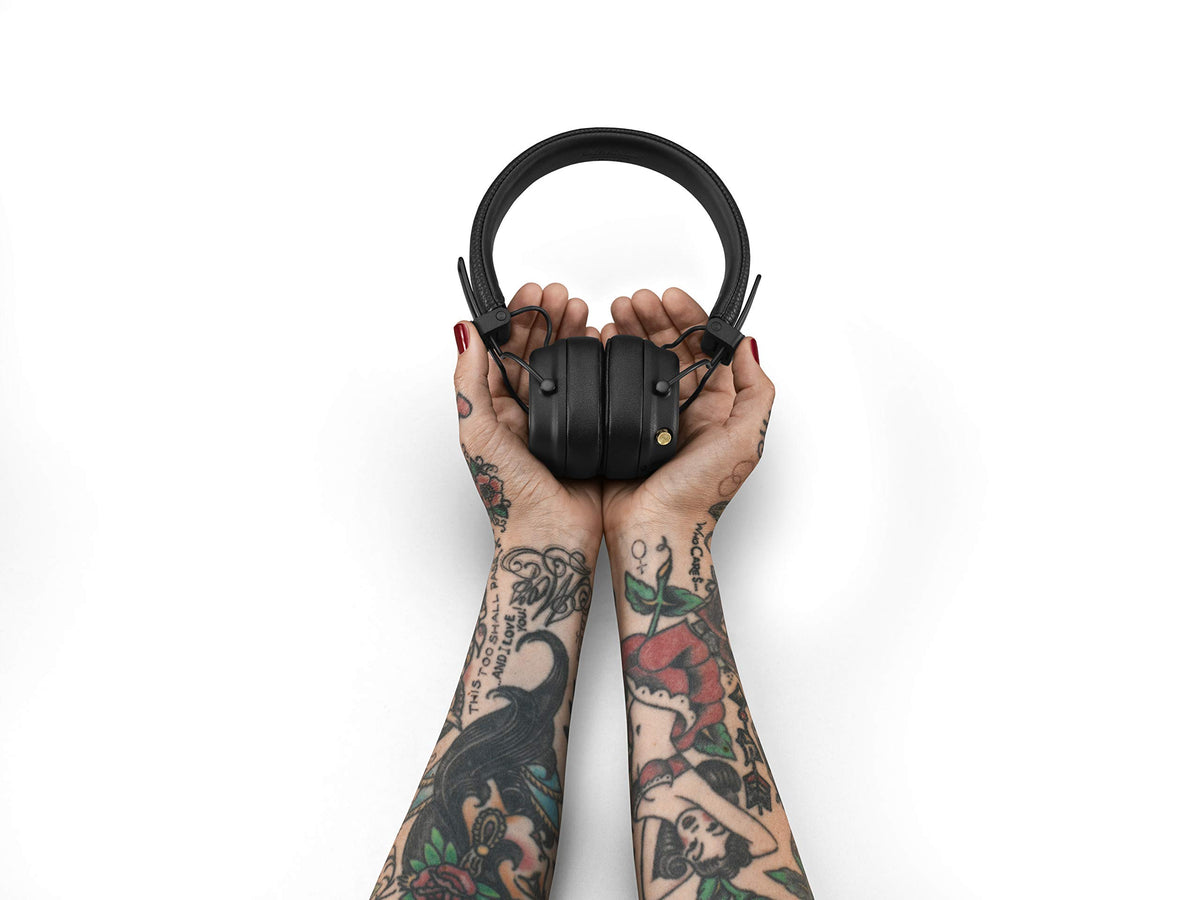 Marshall Major IV Wireless Bluetooth On Ear Headphone with Mic (Black)